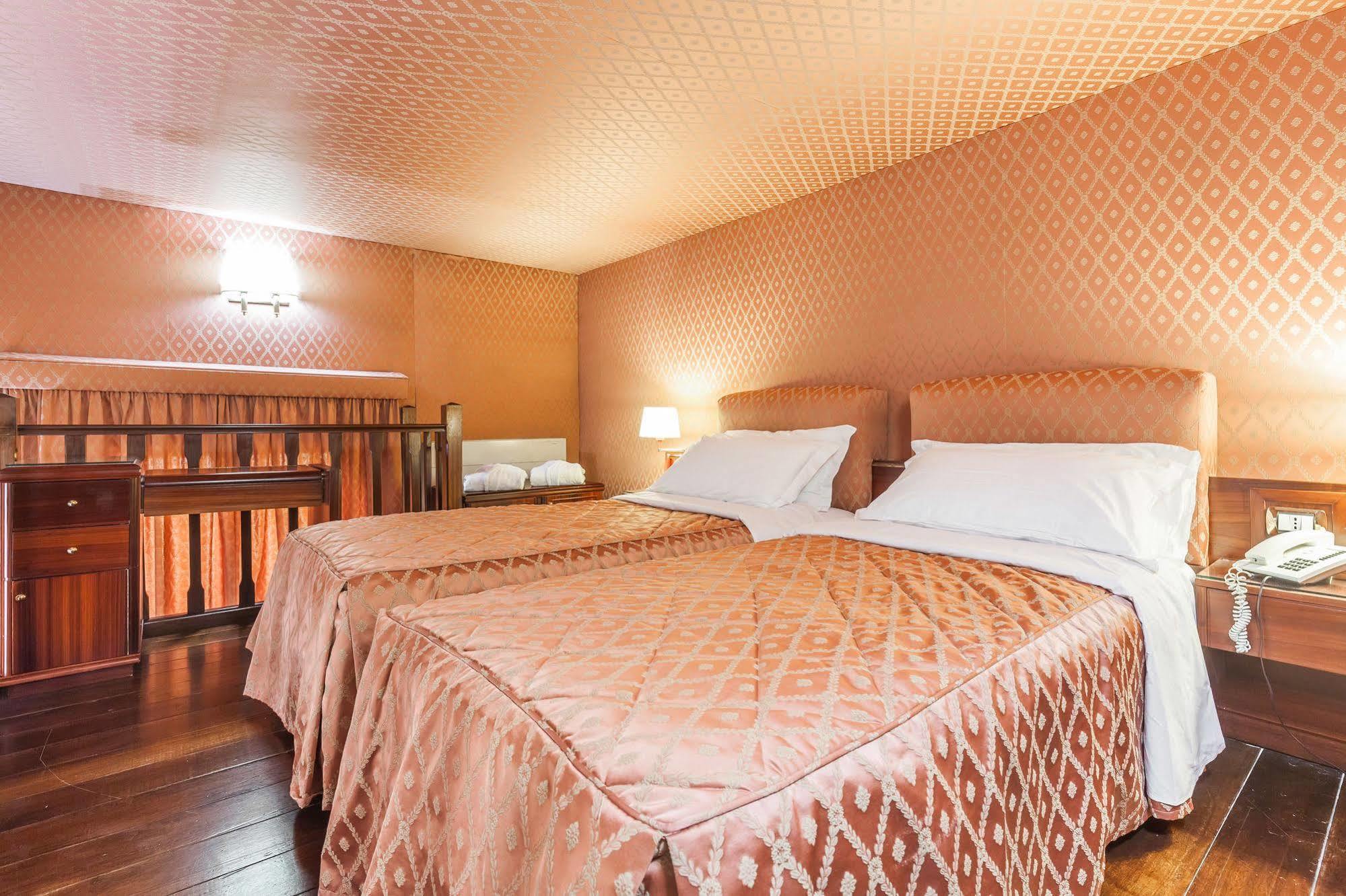 Hotel Prince Galles Ρώμη Εξωτερικό φωτογραφία